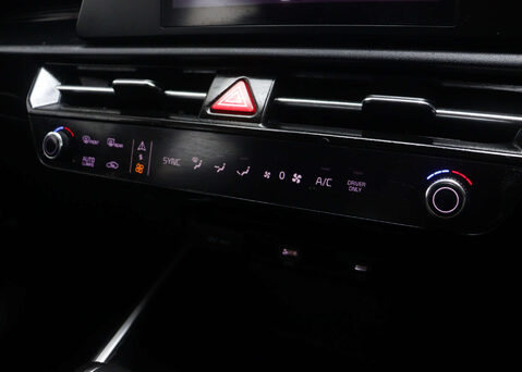 Kia Niro 1.6 Niro 2 HEV Semi-Auto 5dr 28