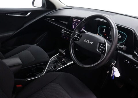Kia Niro 1.6 Niro 2 HEV Semi-Auto 5dr 39