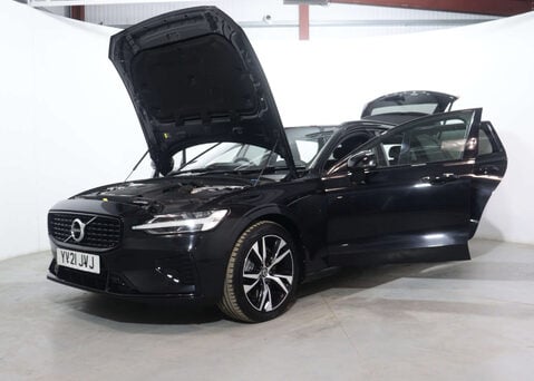 Volvo V60 2.0 V60 R-Design T6 Recharge AWD Auto 4WD 5dr 57