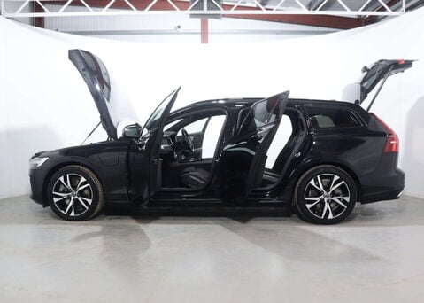 Volvo V60 2.0 V60 R-Design T6 Recharge AWD Auto 4WD 5dr 58