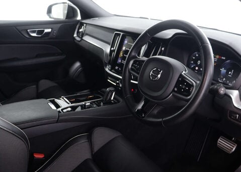 Volvo V60 2.0 V60 R-Design T6 Recharge AWD Auto 4WD 5dr 43