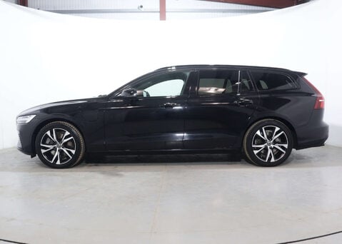 Volvo V60 2.0 V60 R-Design T6 Recharge AWD Auto 4WD 5dr 8
