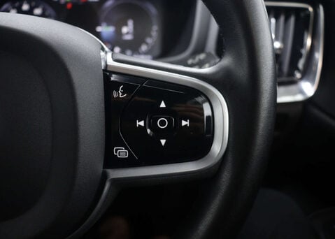 Volvo V60 2.0 V60 R-Design T6 Recharge AWD Auto 4WD 5dr 36