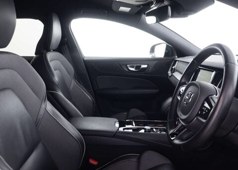 Volvo V60 2.0 V60 R-Design T6 Recharge AWD Auto 4WD 5dr 44