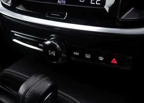 Volvo V60 2.0 V60 R-Design T6 Recharge AWD Auto 4WD 5dr 30