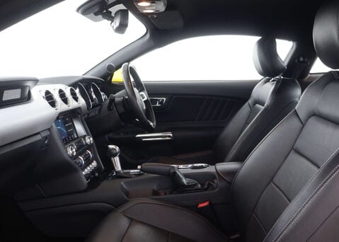 Ford Mustang 5.0 Mustang GT Auto 2dr 40