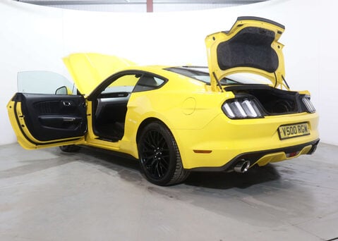 Ford Mustang 5.0 Mustang GT Auto 2dr 52