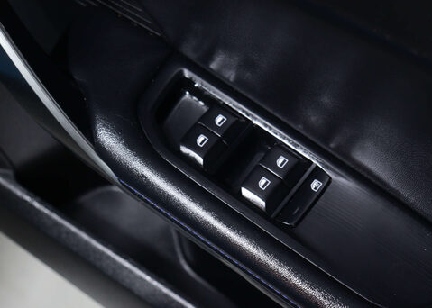 MG MG4 64kWh SE Long Range Hatchback 5dr Electric Auto (203 ps) 35