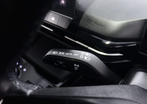 MG MG4 64kWh SE Long Range Hatchback 5dr Electric Auto (203 ps) 31