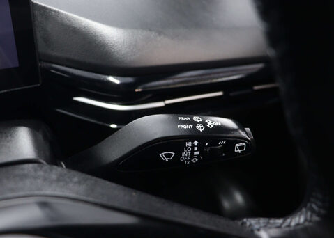 MG MG4 64kWh SE Long Range Hatchback 5dr Electric Auto (203 ps) 32