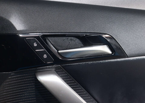 MG MG4 64kWh SE Long Range Hatchback 5dr Electric Auto (203 ps) 34