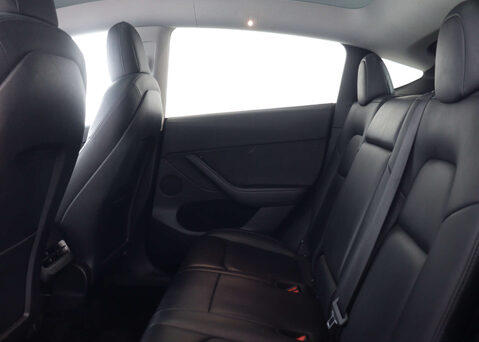 Tesla Model Y ModeL Y Long Range AWD 4WD 5dr 43