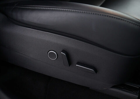 Tesla Model Y ModeL Y Long Range AWD 4WD 5dr 34