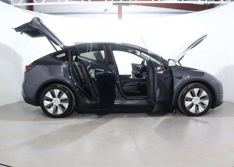 Tesla Model Y ModeL Y Long Range AWD 4WD 5dr 55