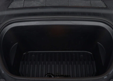 Tesla Model Y ModeL Y Long Range AWD 4WD 5dr 47