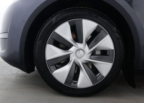 Tesla Model Y ModeL Y Long Range AWD 4WD 5dr 16