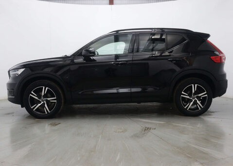 Volvo XC40 1.5 XC40 R-Design T3 Auto 5dr 8