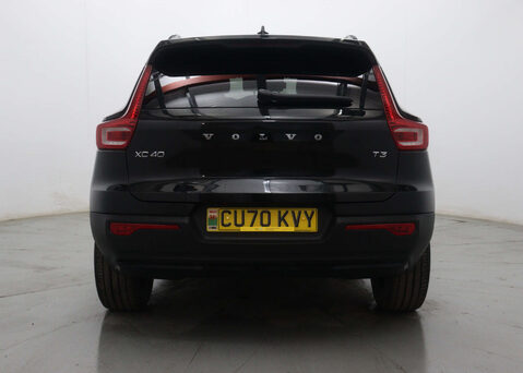 Volvo XC40 1.5 XC40 R-Design T3 Auto 5dr 10