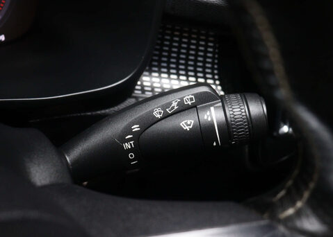 Volvo XC40 1.5 XC40 R-Design T3 Auto 5dr 36