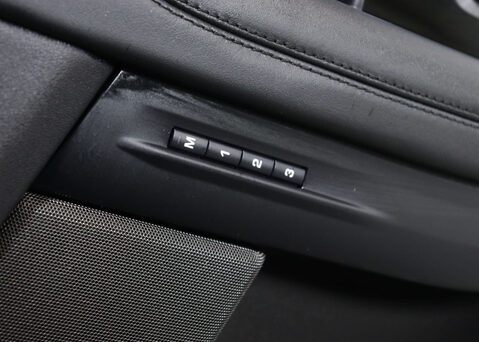 Land Rover Range Rover Evoque 1.5 Range Rover Evoque Dynamic HSE PHEV Auto 4WD 5dr 43