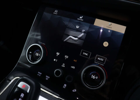 Land Rover Range Rover Evoque 1.5 Range Rover Evoque Dynamic HSE PHEV Auto 4WD 5dr 35