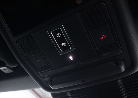 Land Rover Range Rover Evoque 1.5 Range Rover Evoque Dynamic HSE PHEV Auto 4WD 5dr 44