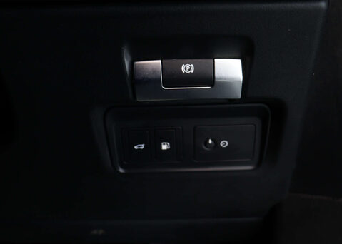 Land Rover Range Rover Evoque 1.5 Range Rover Evoque Dynamic HSE PHEV Auto 4WD 5dr 42