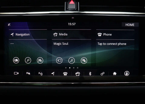 Land Rover Range Rover Evoque 2.0 Range Rover Evoque R-Dynamic SE Auto 4WD 5dr 29