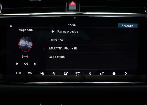 Land Rover Range Rover Evoque 2.0 Range Rover Evoque R-Dynamic SE Auto 4WD 5dr 24