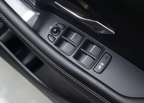 Jaguar E-Pace 2.0 E-Pace R-Dynamic S MHEV AWD Auto 4WD 5dr 42