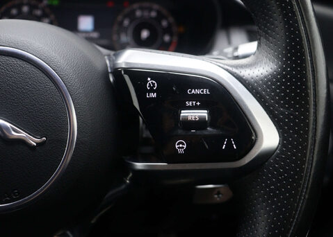 Jaguar E-Pace 2.0 E-Pace R-Dynamic S MHEV AWD Auto 4WD 5dr 37