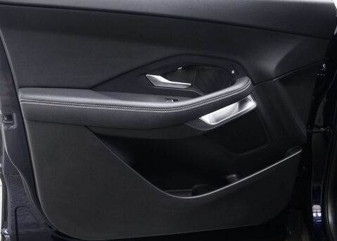 Jaguar E-Pace 2.0 E-Pace R-Dynamic S MHEV AWD Auto 4WD 5dr 51