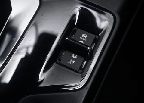 Jaguar E-Pace 2.0 E-Pace R-Dynamic S MHEV AWD Auto 4WD 5dr 32