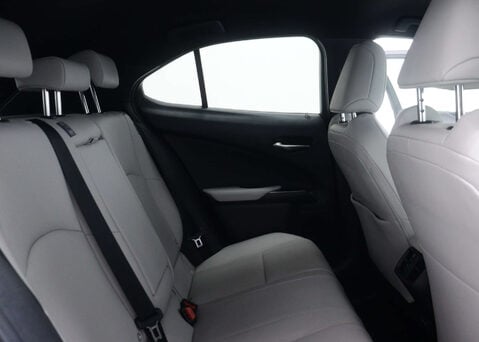 Lexus Ux 2.0 UX 250H F Sport Design 4x2 CVT 5dr 51