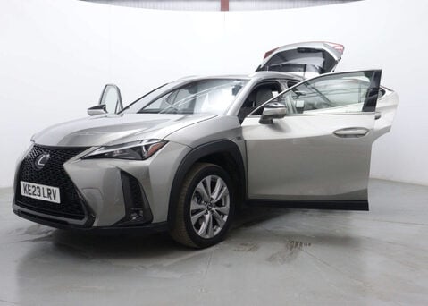 Lexus Ux 2.0 UX 250H F Sport Design 4x2 CVT 5dr 57