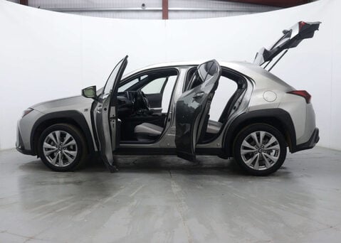 Lexus Ux 2.0 UX 250H F Sport Design 4x2 CVT 5dr 58