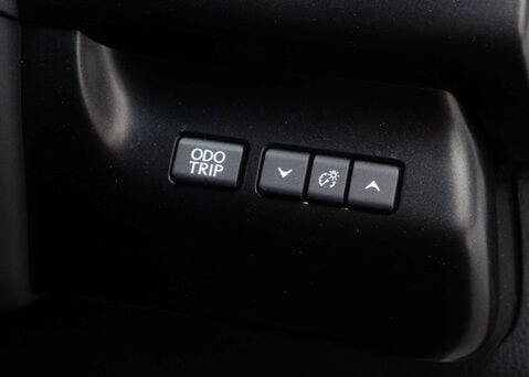 Lexus Ux 2.0 UX 250H F Sport Design 4x2 CVT 5dr 40