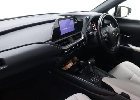 Lexus Ux 2.0 UX 250H F Sport Design 4x2 CVT 5dr 46