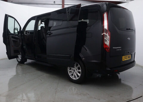 Ford Tourneo Custom 2.0 Tourneo Custom 320 Titanium EcoBlue Auto L2 4dr 48