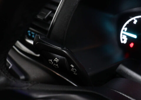 Ford Tourneo Custom 2.0 Tourneo Custom 320 Titanium EcoBlue Auto L2 4dr 25