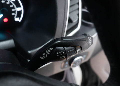 Ford Tourneo Custom 2.0 Tourneo Custom 320 Titanium EcoBlue Auto L2 4dr 26