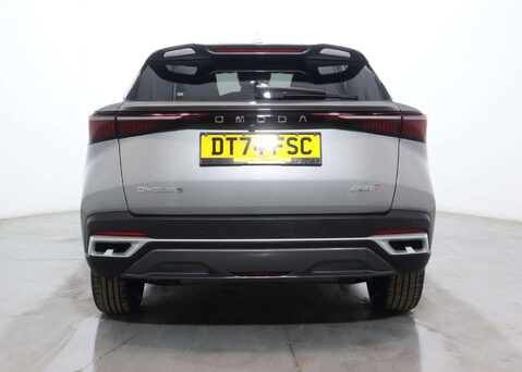 OMODA 5 1.6 5 Noble Auto 5dr 10