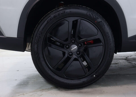 OMODA 5 1.6 5 Noble Auto 5dr 13