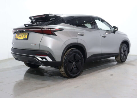 OMODA 5 1.6 5 Noble Auto 5dr 11