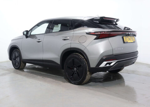 OMODA 5 1.6 5 Noble Auto 5dr 9