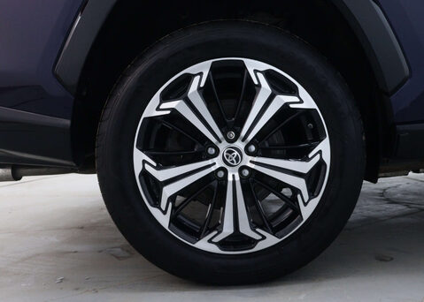 Toyota Rav4 2.5 RAV4 Dynamic PHEV Auto 4WD 5dr 13