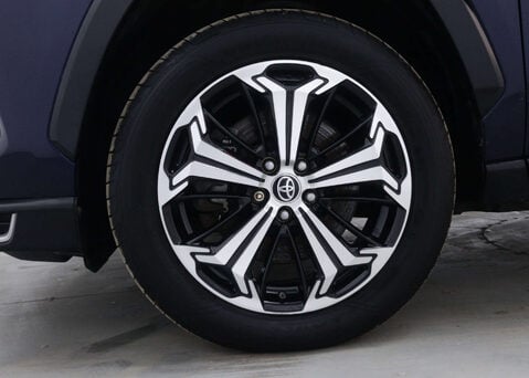 Toyota Rav4 2.5 RAV4 Dynamic PHEV Auto 4WD 5dr 15