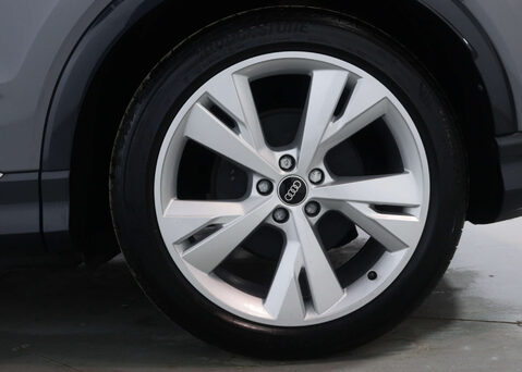 Audi Q4 Q4 e-tron S Line 40 5dr 16