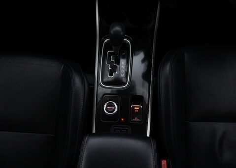 Mitsubishi Outlander 2.0 Outlander Exceed CVT 4WD 5dr 20