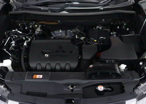 Mitsubishi Outlander 2.0 Outlander Exceed CVT 4WD 5dr 52